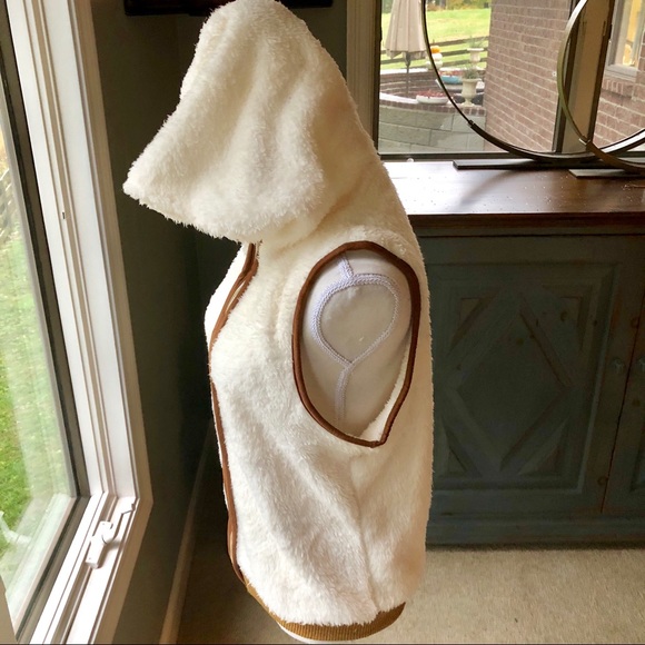 NEW! IVORY HOODIE VEST - Picture 5 of 6